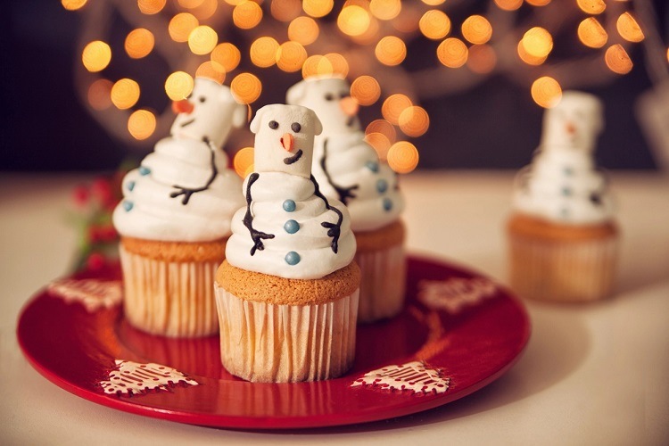 Cupcake bonhomme de neige guimauve