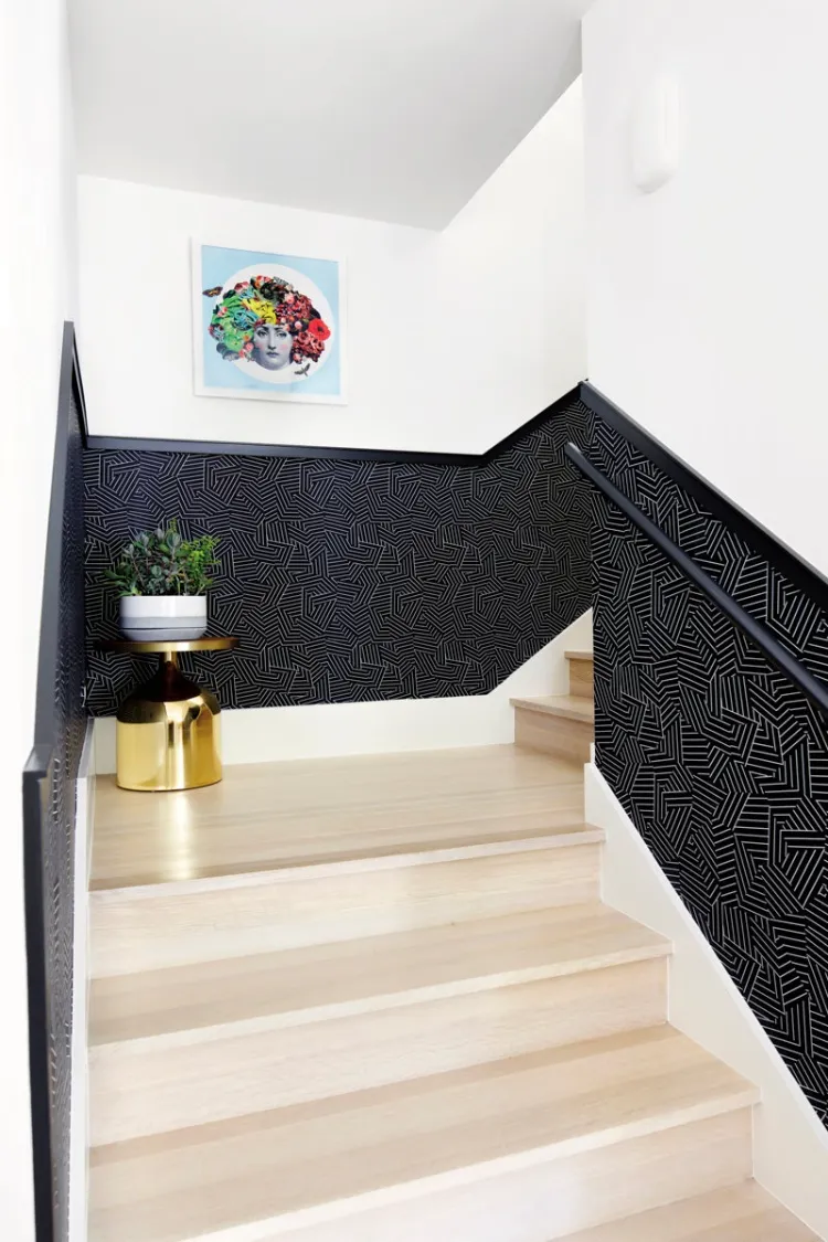 comment décorer escaliers designer professionnel papier peint effet moulure murale moderne