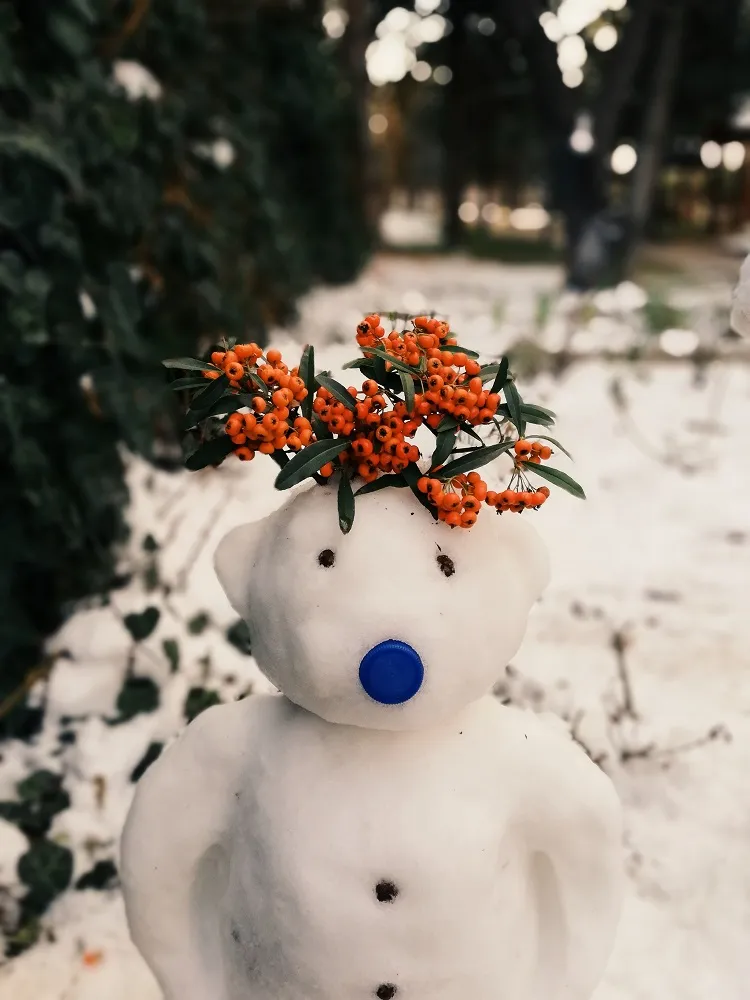 décorer le bonhomme de neige
