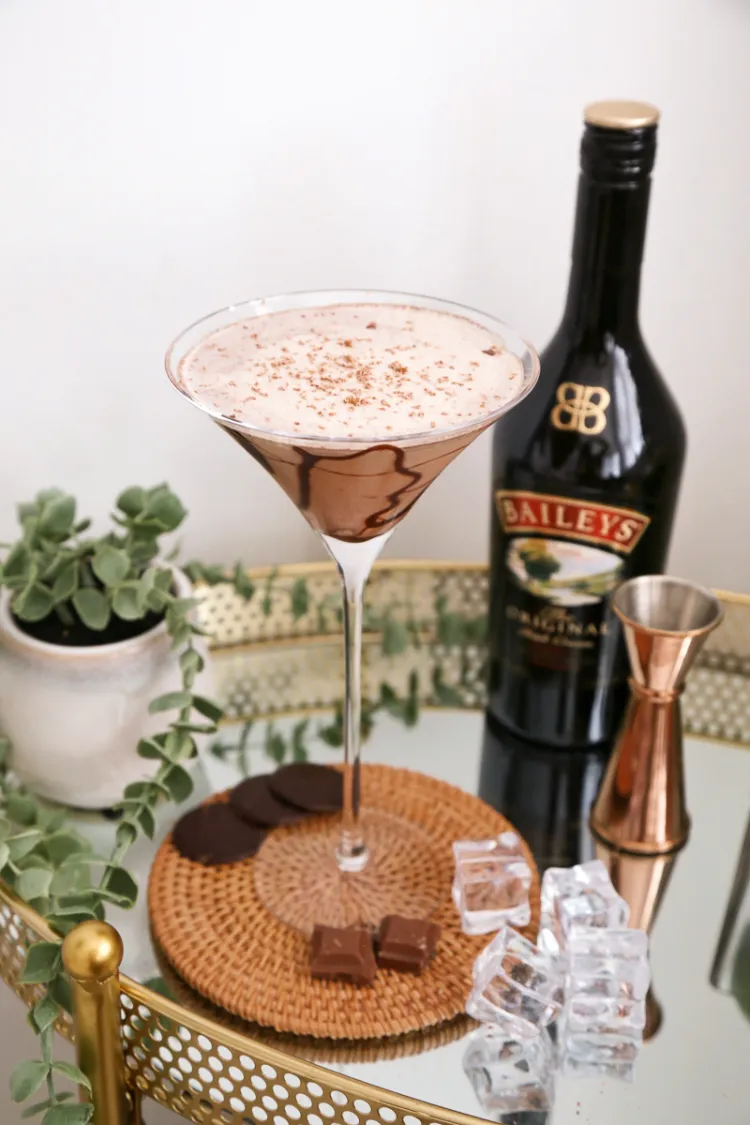 martini au chocolat chocolatini recette cocktail avec du baileys noël nouvel an