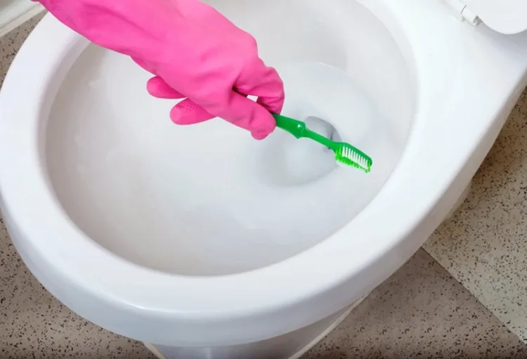 nettoyer les toilettes bicarbonate de soude