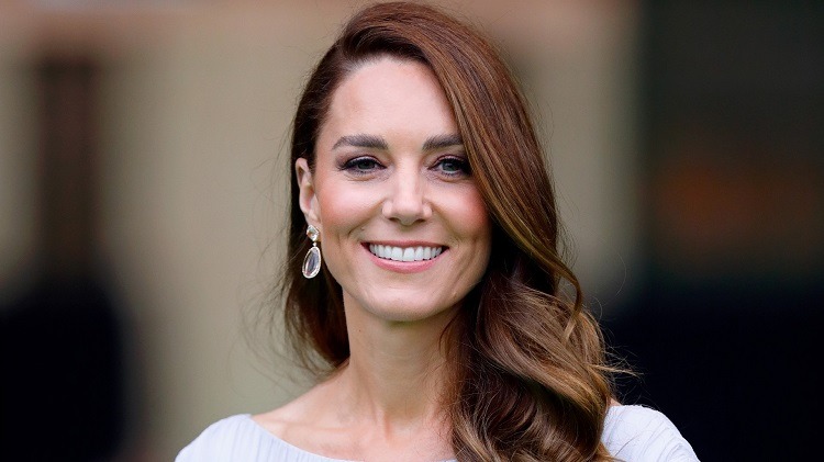 Kate Middleton coiffure tendance cheveux ondulés comment adopter conseils