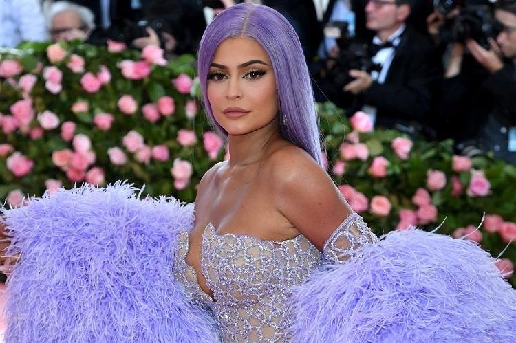 Kylie Jenner enceinte deuxième enfant 2022 images baby shower