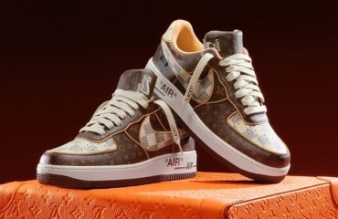 Louis Vuitton x Nike Air Force 1 nouvelle collection de sneakers collector créée par Virgil Abloh vente aux enchères Sotheby's
