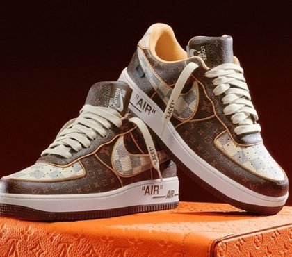 Louis Vuitton x Nike Air Force 1 nouvelle collection de sneakers collector créée par Virgil Abloh vente aux enchères Sotheby's