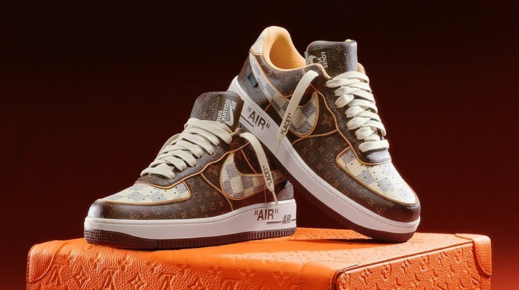 Louis Vuitton x Nike Air Force 1 nouvelle collection de sneakers collector créée par Virgil Abloh vente aux enchères Sotheby's