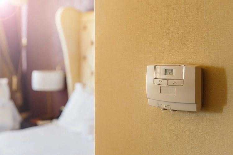 Thermostat pour chauffage à air pulsé
