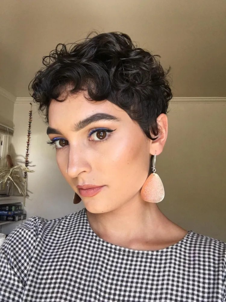 Very short haircut for flat curly curly hair