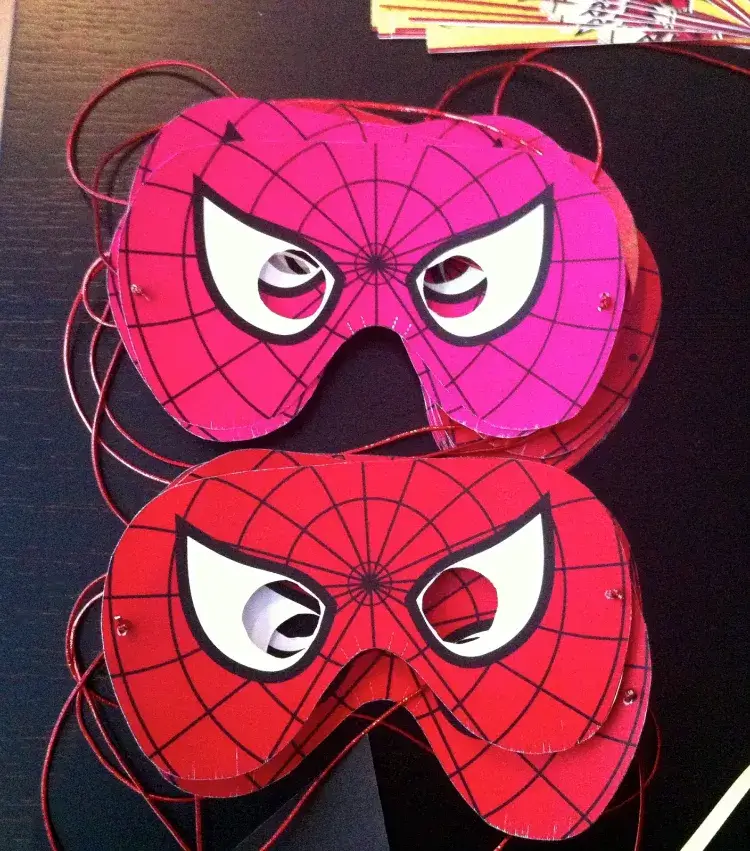 medias mascaras de lobos para cumpleaños fiesta de Spider-Man niño o niña