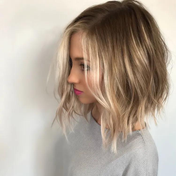 hair contouring cheveux court blond soleil effet bonne mine technique coloration tendance