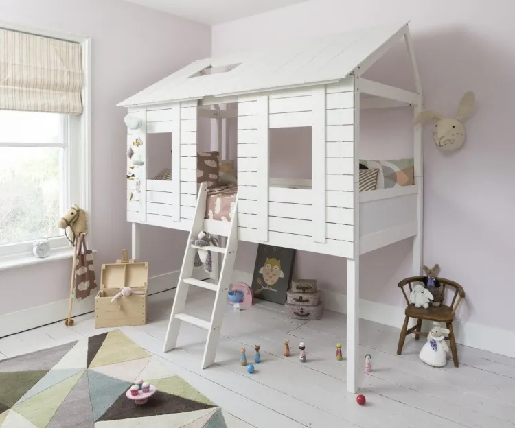 lit cabane à étages chambre enfant 2022