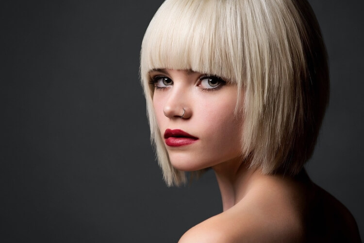 quelle coupe courte de cheveux pour cheveux très fins et plats