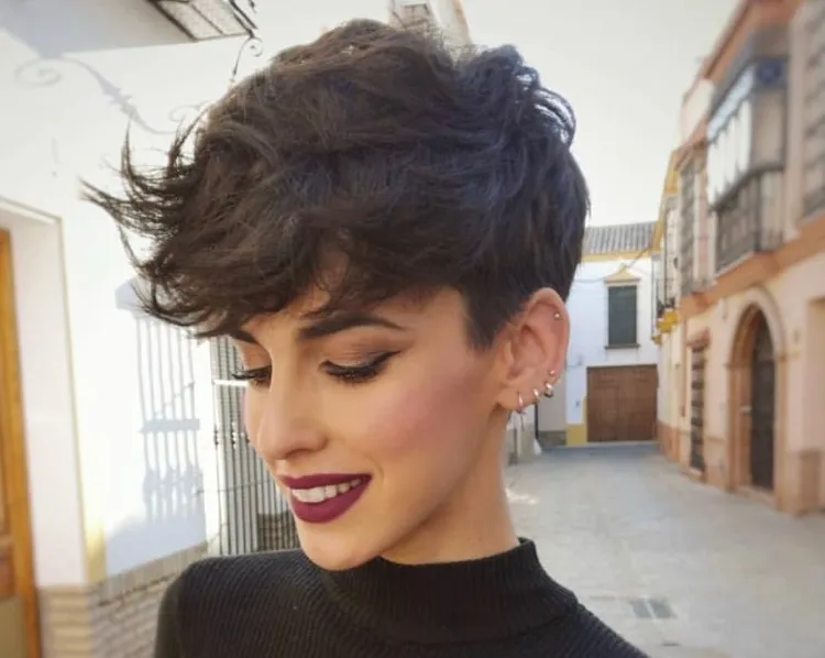 What a short haircut that 2022 adopts the idea of ​​movie stars and music