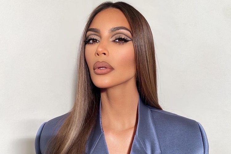 tendance cheveux liquid hair femme 2022 kim kardashian