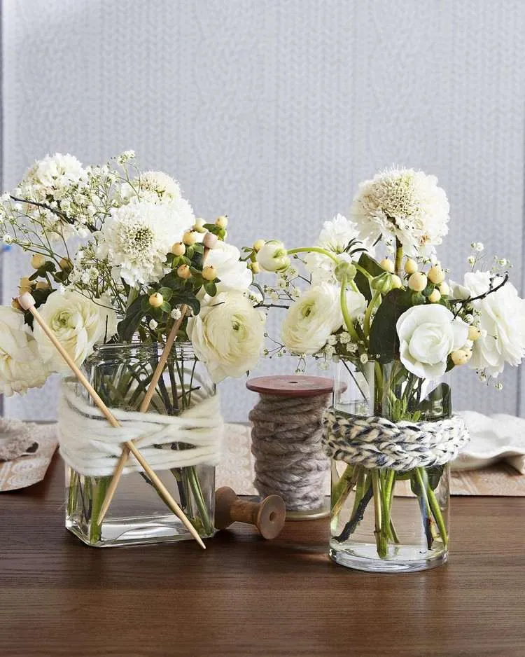 vases fleurs blanches décoration janvier 2022 cosy chic style hygge