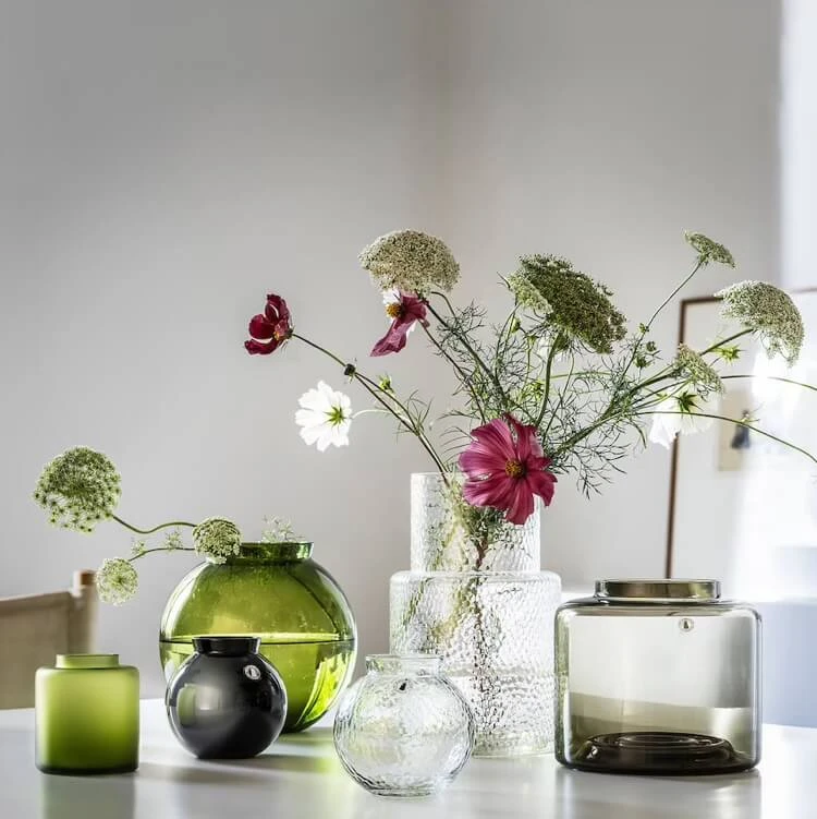 collection konstfull vases en verre soufflé givré poli déco printemps 2022 IKEA