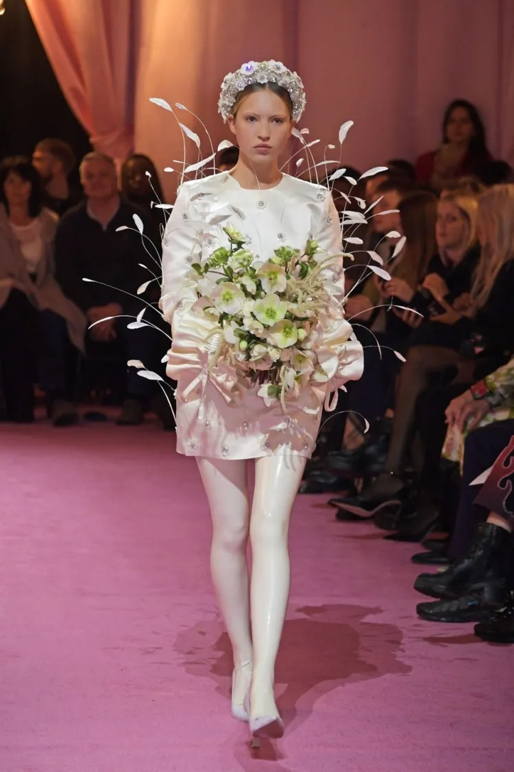 collection mariage Richard Quinn fashion week londres automne-hiver 2022-2023