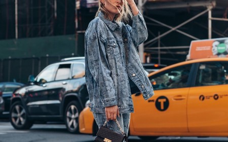 comment adopter la tendance mode double denim qui habillera toutes les silhouettes ce printemps 202
