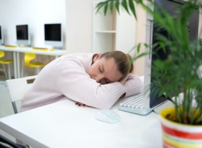 comment éviter la fatigue après midi conseils simples et efficaces