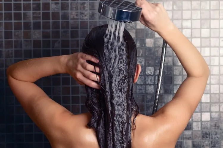comment laver cheveux bouclés