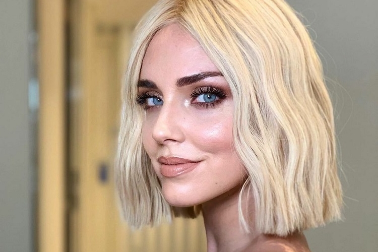 Coupe de cheveux tendance 2022 : Comment adopter le « Blunt Bob » de