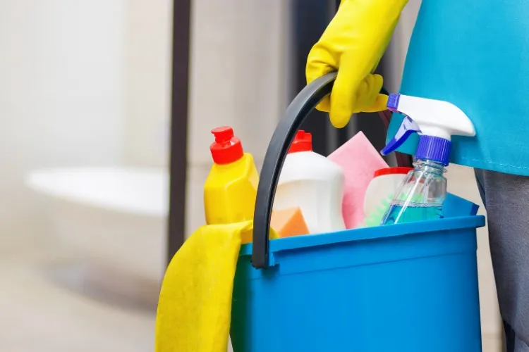 désinfectant maison désodorisant 2-en1 comment utiliser alcool ménager quotidien