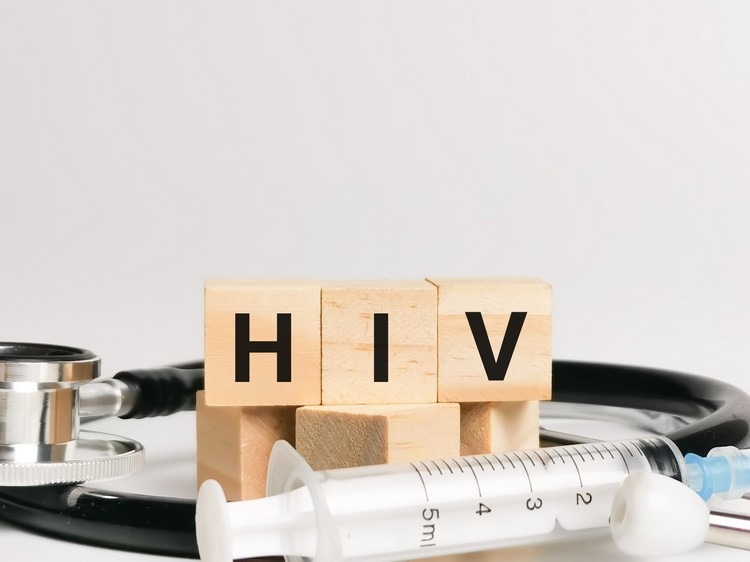 nouveau variant VIH baptisé VB découvert aux Pays-Bas souche plus virulente et plus transmissible