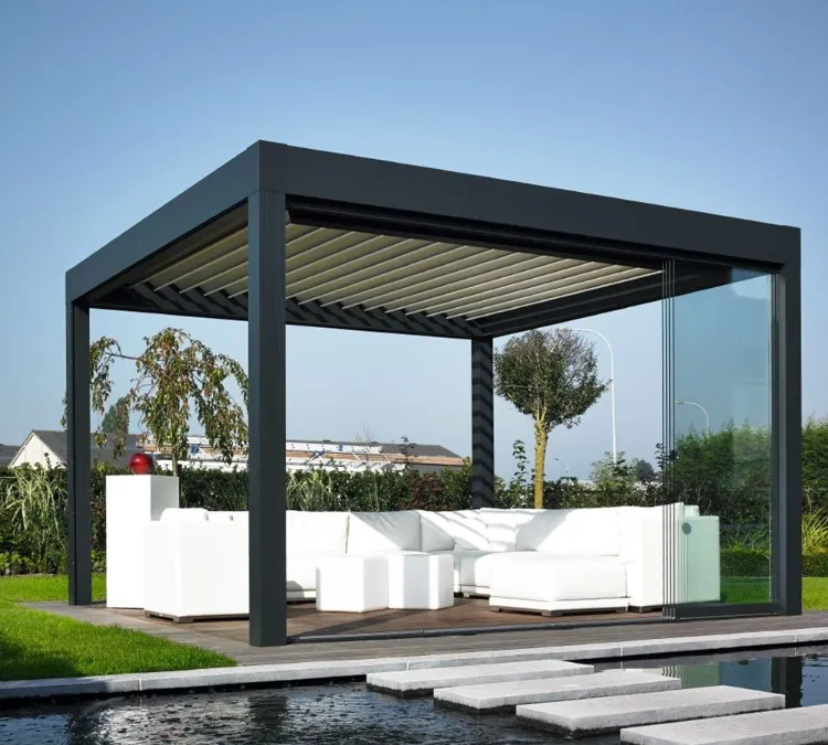 pergolas bioclimatiques rideaux verre fermer salon de jardin terrasse piscine