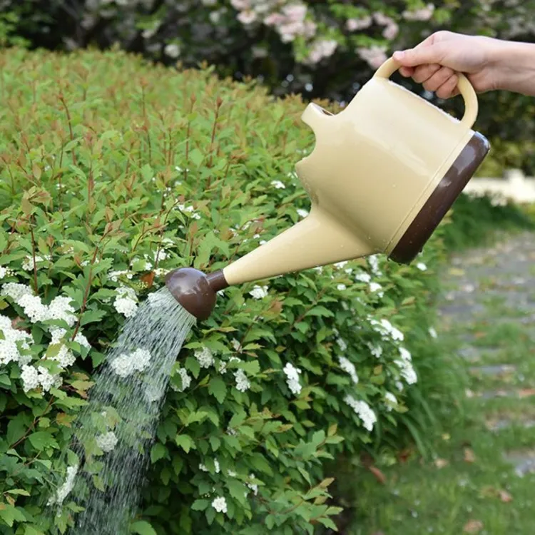 que faire au jardin en mars vérifier système irrigation gaspillage eau