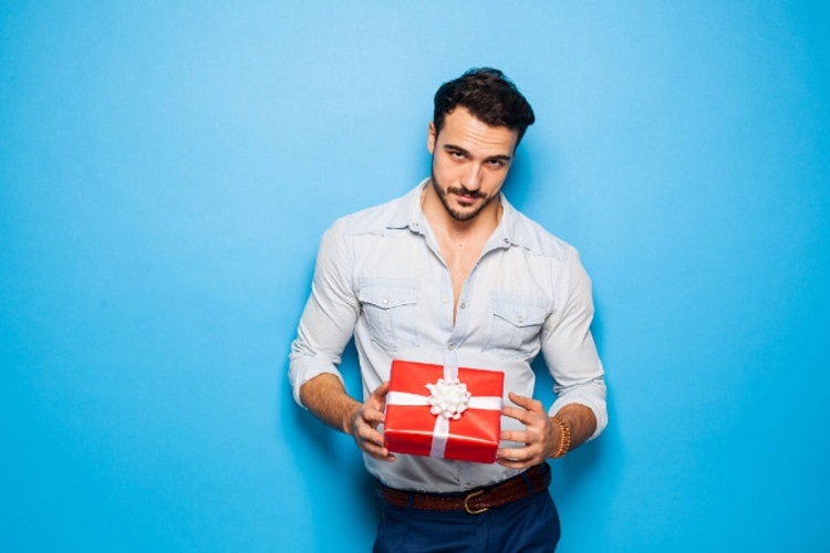 quelle idée de cadeau saint valentin pas cher