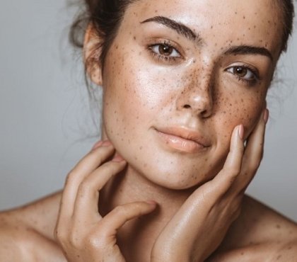 soin anti-âge efficace naturel femme peau visage institut