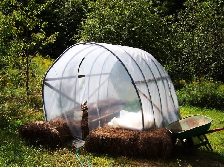 Bâche pour serre de jardin