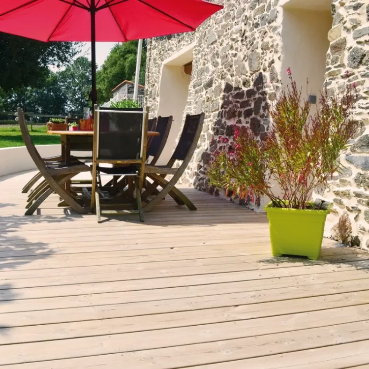 bois européen tendance pour terrasse