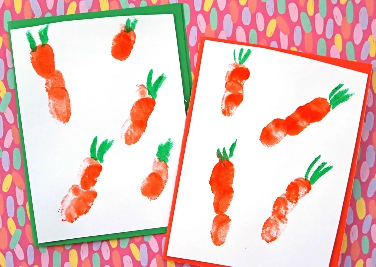 bricolage paques 3 ans avec peinture idée originale carottes empreintes doigts