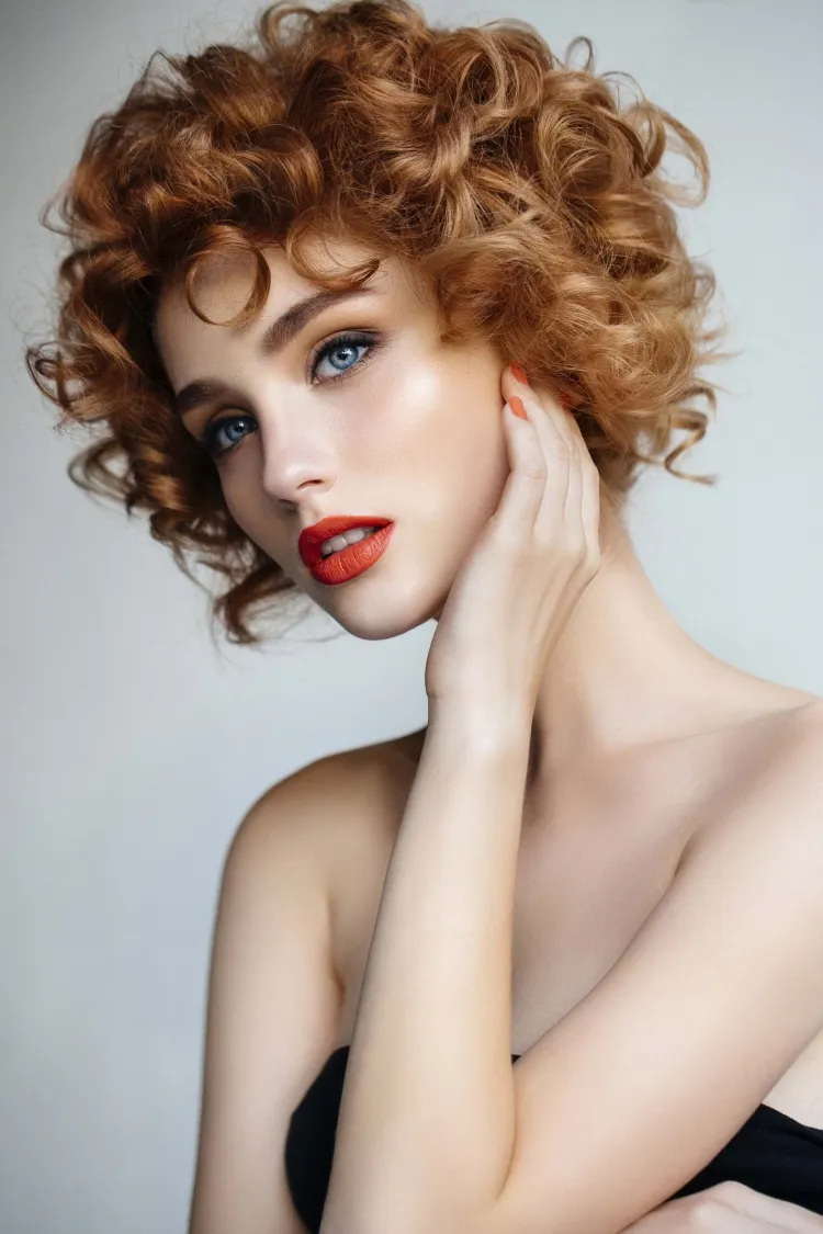 Short Curly Hairstyle 2022