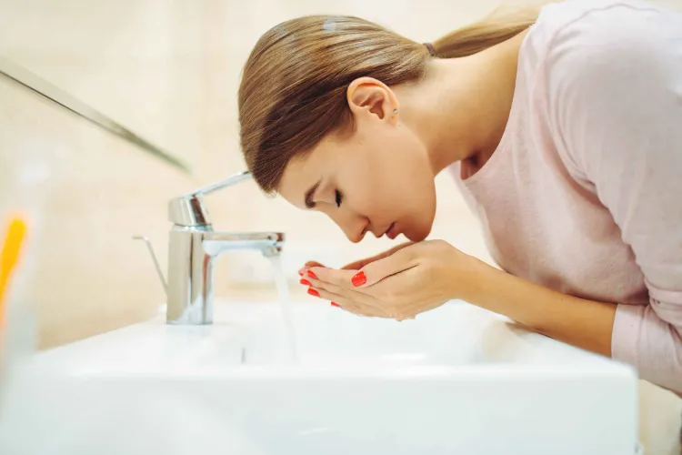 comment resserrer les pores dilatés solutions miracles se laver visage 2 fois jour