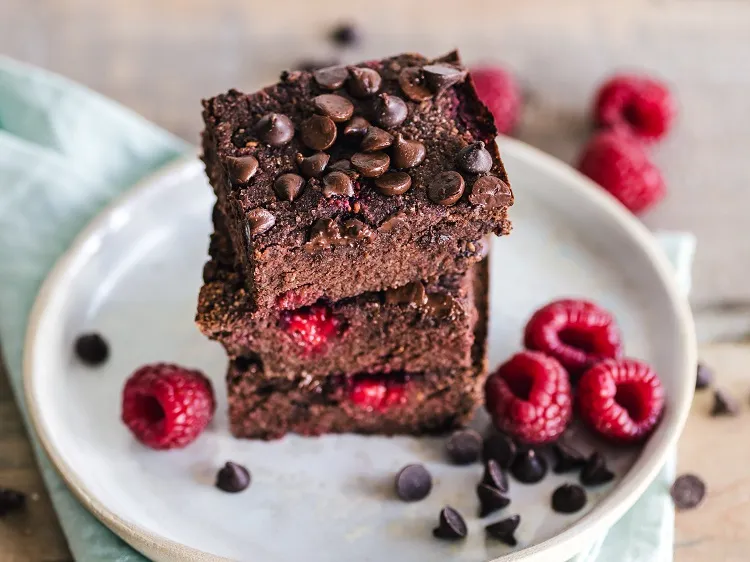dessert with dark chocolate and raspberries