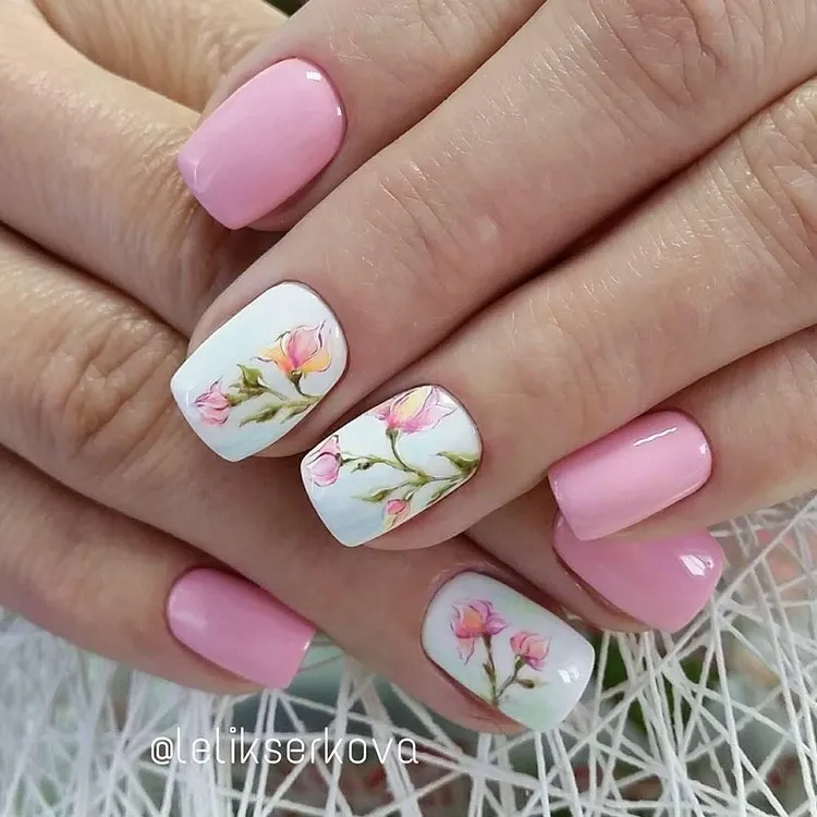 idée nail art printemps deco ongles fleurs 2022 manucure blanche et rose