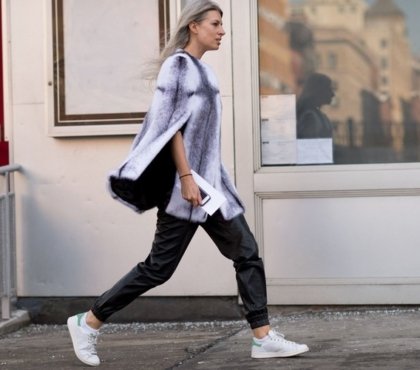 jogging tendance femme idées de tenues tendance mode femme printemps été 2022