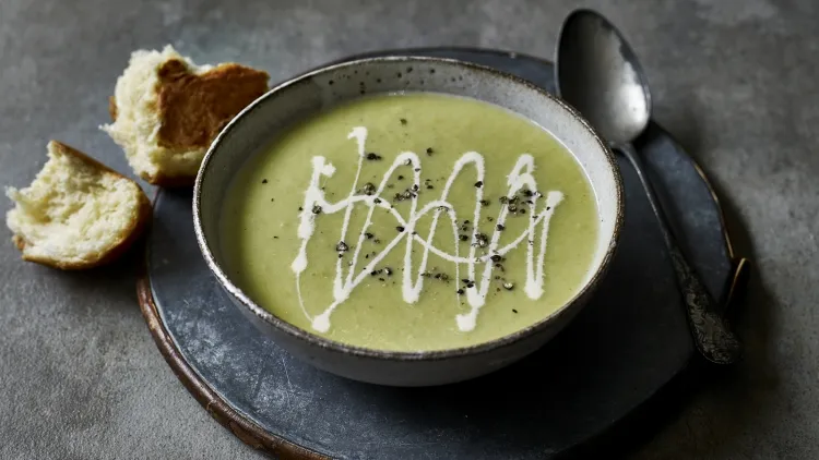 What to do with diet leek green soup to lose weight?
