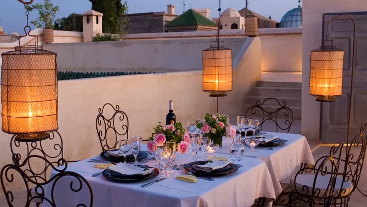 aménager salle manger extérieur exotique coin repas toit terrasse marocain