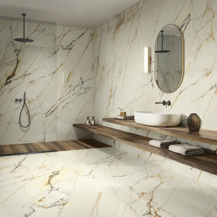 carrelage salle de bain moderne italien effet marbre Ceramiche SuperGres PurityTuscany