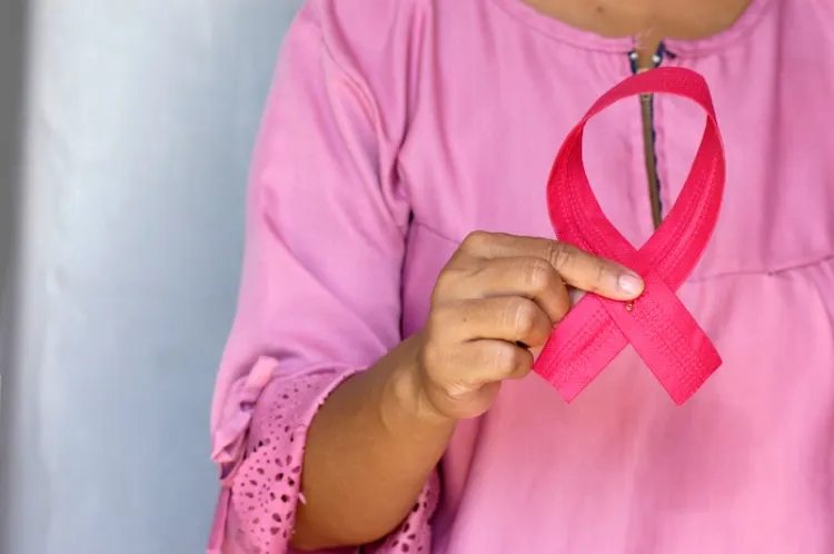 dépistage cancer du sein précoce fréquent femmes mutations ATM CHEK2 PALB2