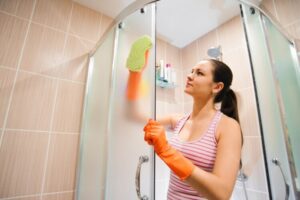 nettoyer porte de douche coulissante