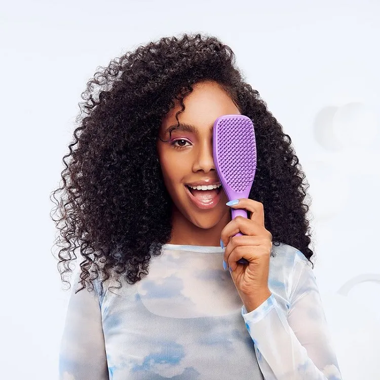 The brush of your choice for detangling curly, frizzy, dry hair for women