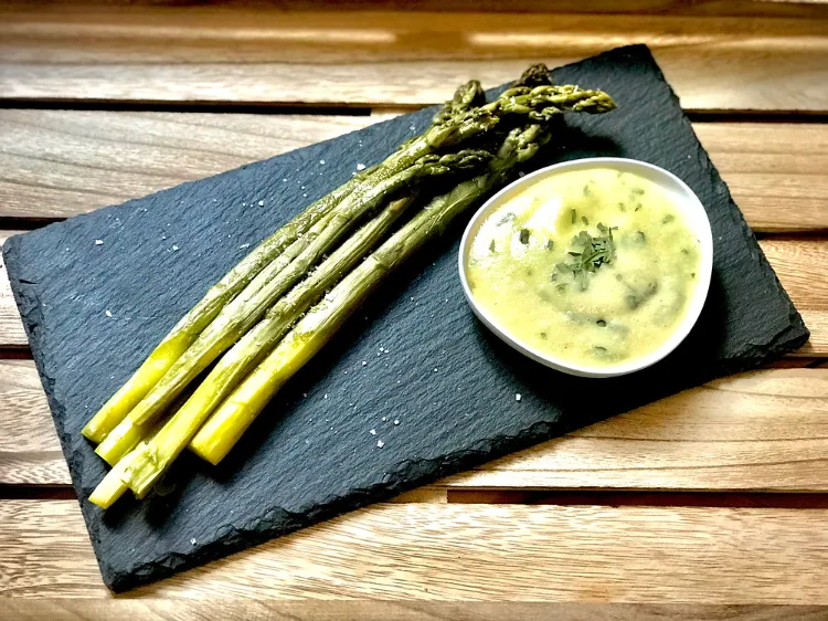 Muslin sauce for asparagus recipes