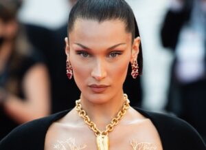 astuce maquillage pour avoir des yeux comme Bella Hadid