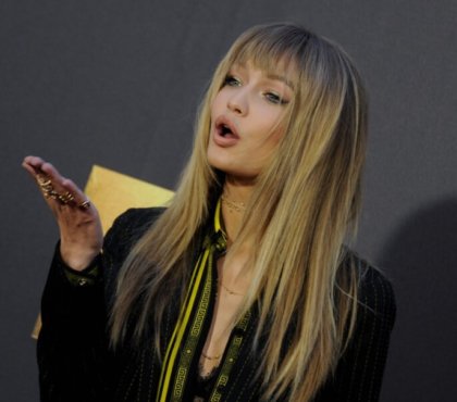 coiffure été 2022 femme frange birkin bangs gigi hadid