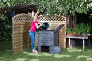 comment cacher un composteur de jardin
