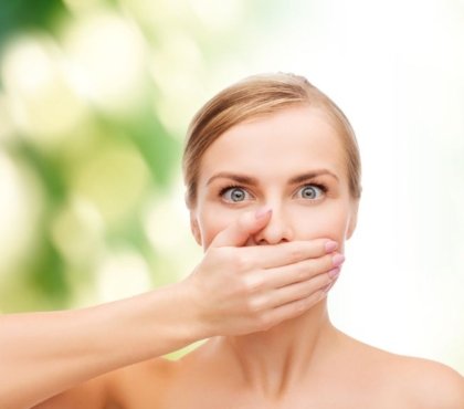 comment éliminer une mauvaise haleine en 5 méthodes